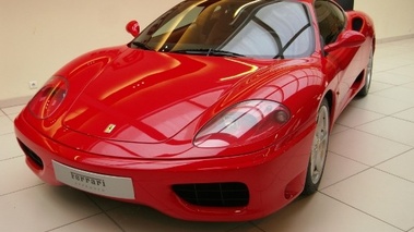 FERRARI 360 Modena - VENDU 2003 - Vue 3/4 avant gauche