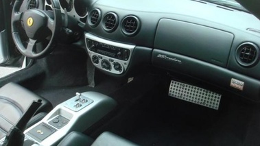 FERRARI 360 Modena - VENDU 2003 - Vue 3/4 avant gauche