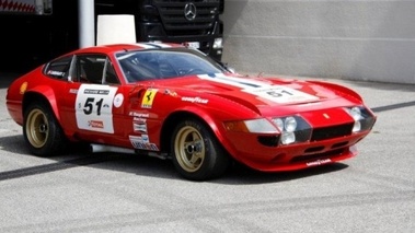 FERRARI 365 GTB/4 - VENDU 1972 - Vue 3/4 avant droit