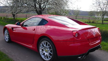 FERRARI 599 GTB Fiorano - VENDU 2006 - Vue 3/4 arrière gauche