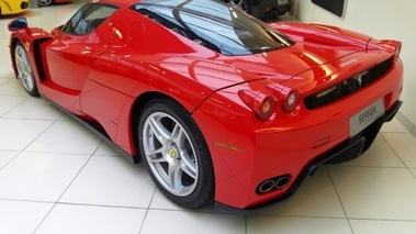 FERRARI Enzo - VENDU 2004 - Vue 3/4 arrière droit