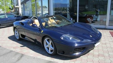 FERRARI F360 Spider - VENDU 2001 - Vue 3/4 avant droit