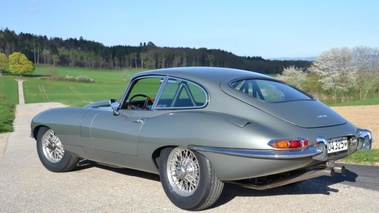 JAGUAR Type E - VENDU 1965 - 3/4 arrière gauche
