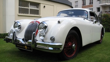 JAGUAR XK150 S 3.4 - VENDU 1960 - Vue 3/4 avant gauche