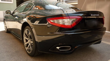 MASERATI GranTurismo S - VENDU 2008 - Vue 3/4 avant droit