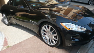 MASERATI GranTurismo - VENDU 2009 - Vue de profil gauche