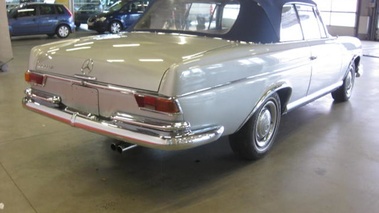 MERCEDES BENZ 300 SE Cabriolet - VENDU 1964 - Vue 3/4 arrière droit