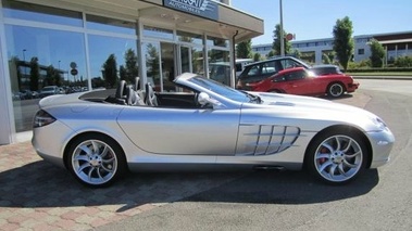 MERCEDES BENZ SLR Roadster - VENDU 2007 - Vue de profil droit