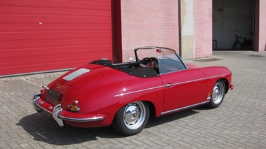 PORSCHE 356 B Roadster - VENDU 1960 - Vue 3/4 arrière droit