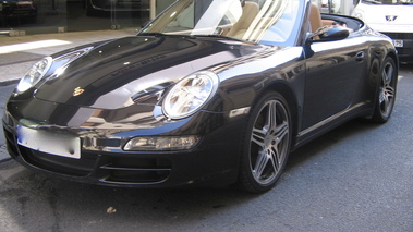 PORSCHE 997 Carrera 4S - VENDU 2007 - Vue 3/4 avant gauche