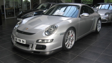 PORSCHE 997 GT3 2007 - Vue 3/4 avant gauche