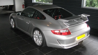 PORSCHE 997 GT3 2007 - Vue 3/4 arrière gauche