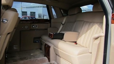 ROLLS ROYCE Phantom LWB - VENDU 2007 - Vue 3/4 avant droit