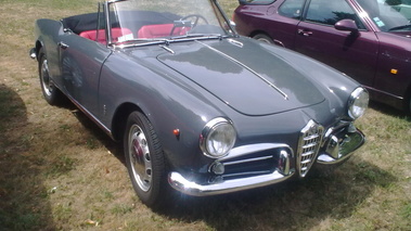 ALFA ROMEO Giulietta Spider - VENDU 1960 - Vue 3/4 avant droit