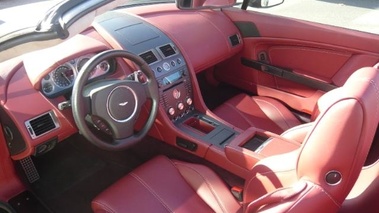 ASTON MARTIN AMV8 Roadster - VENDU 2008 - Vue 3/4 avant gauche décapoté