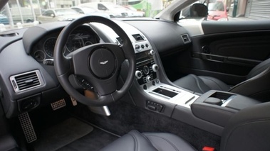 ASTON MARTIN DBS - VENDU 2010 - 3/4 avant gauche