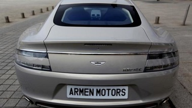 ASTON MARTIN Rapide 2010 - face arrière