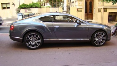 BENTLEY Continental GT 2012 - profil