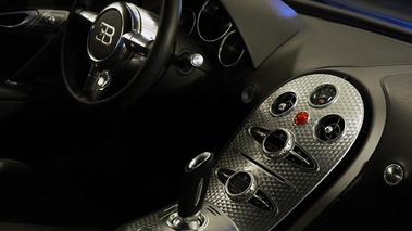 BUGATTI Veyron - VENDU 2007 - intérieur