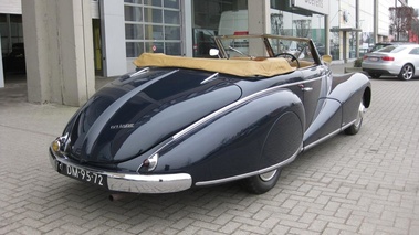 DELAHAYE 135 M - VENDU 1949 - Vue 3/4 arrière droit