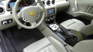 FERRARI 612 Scaglietti - VENDU 2004 - Vue de profil gauche