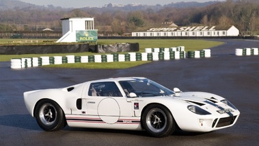 FORD GT40 - VENDU 1965 - 3/4 avant droit