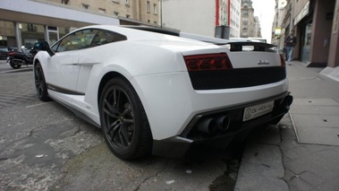 LAMBORGHINI Gallardo LP570-4 - VENDU 2010 - 3/4 arrière gauche