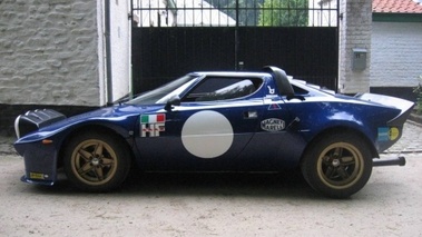 LANCIA STRATOS Gr. IV - VENDU 1976 - Vue de profil