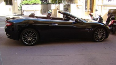 MASERATI GranCabrio - VENDU 2011 - profil 2