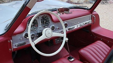 MERCEDES BENZ 300 SL - VENDU 1956 - 3/4 avant gauche