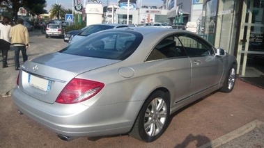 MERCEDES BENZ CL500  2010 - 3/4 avant droit