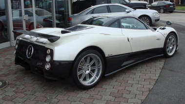 PAGANI Zonda F - VENDU 2005 - Vue de face