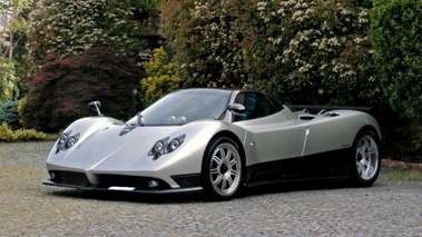 PAGANI Zonda F - VENDU 2008 - Vue 3/4 avant gauche