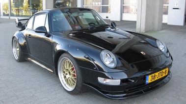 PORSCHE 993 GT2 - VENDU 1995 - 3/4 avant droit